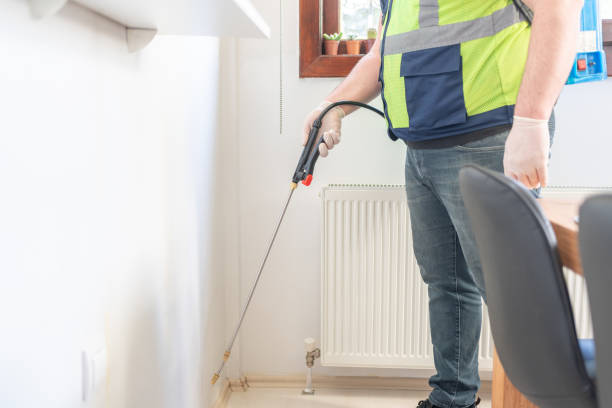  Center Line, MI Pest Control Pros